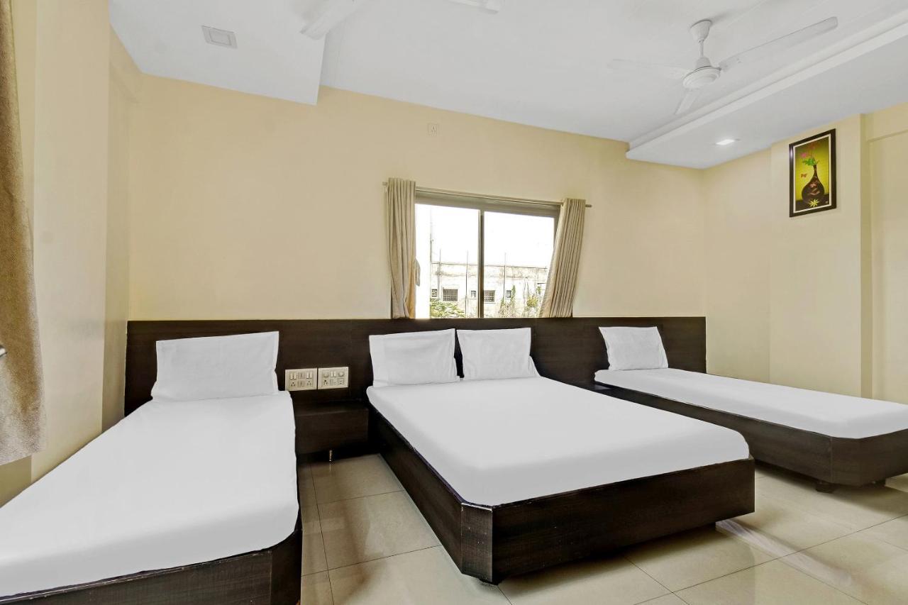 Spot On 85825 Hotel Sai Suman Executive 2*
